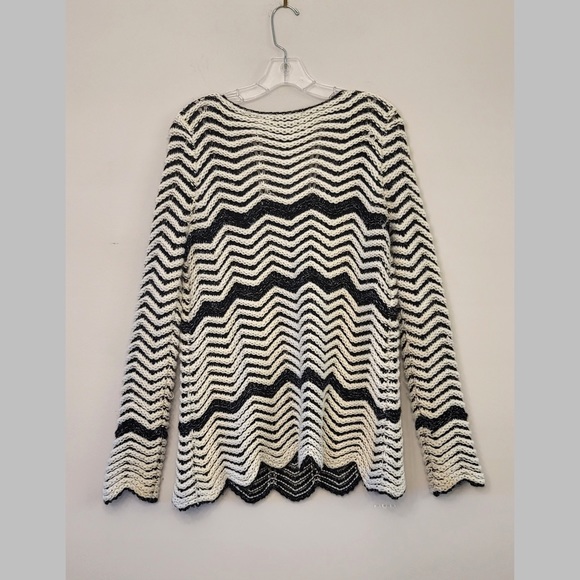 Ella Moss Sweaters - Ella moss gorgeous black white and gray wool sweater chevron style perfect